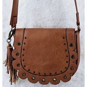Madden Girls Camel Brown Faux Leather Scalloped Saddle Bag Crossbody Tassel